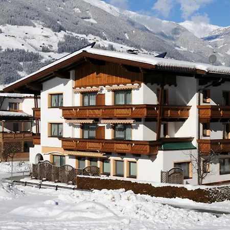 Rahm Appartement Mayrhofen